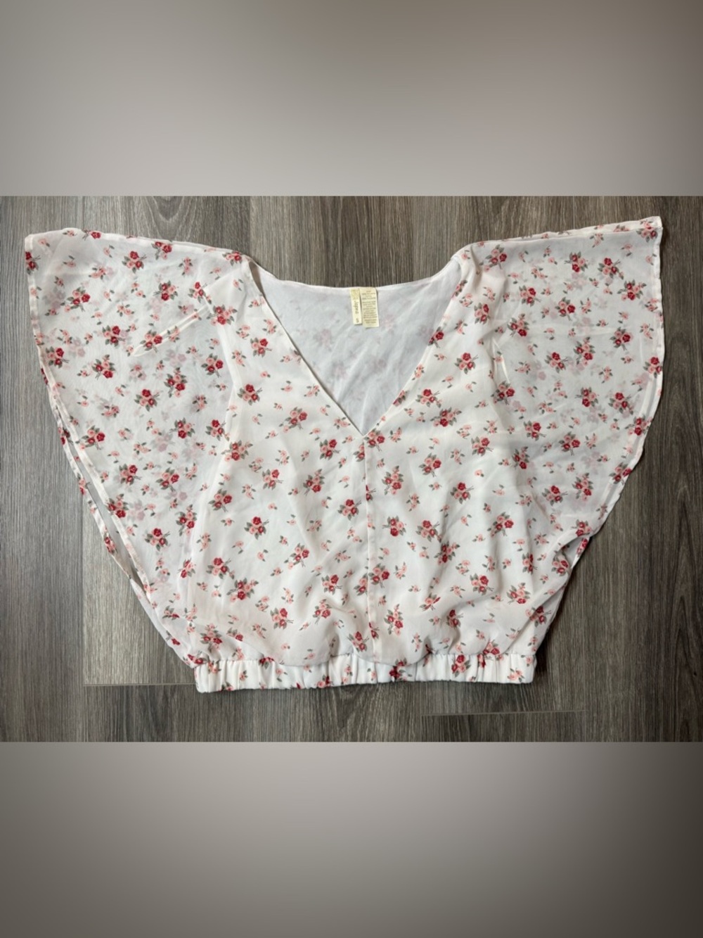 Japna V-Neck Women's Ditsy Floral Crop Top Butterfly Sleeve Romantic Cottagecore